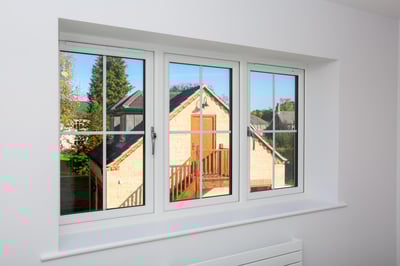 Liniar Casement Windows