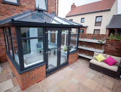 Modern Style Conservatory